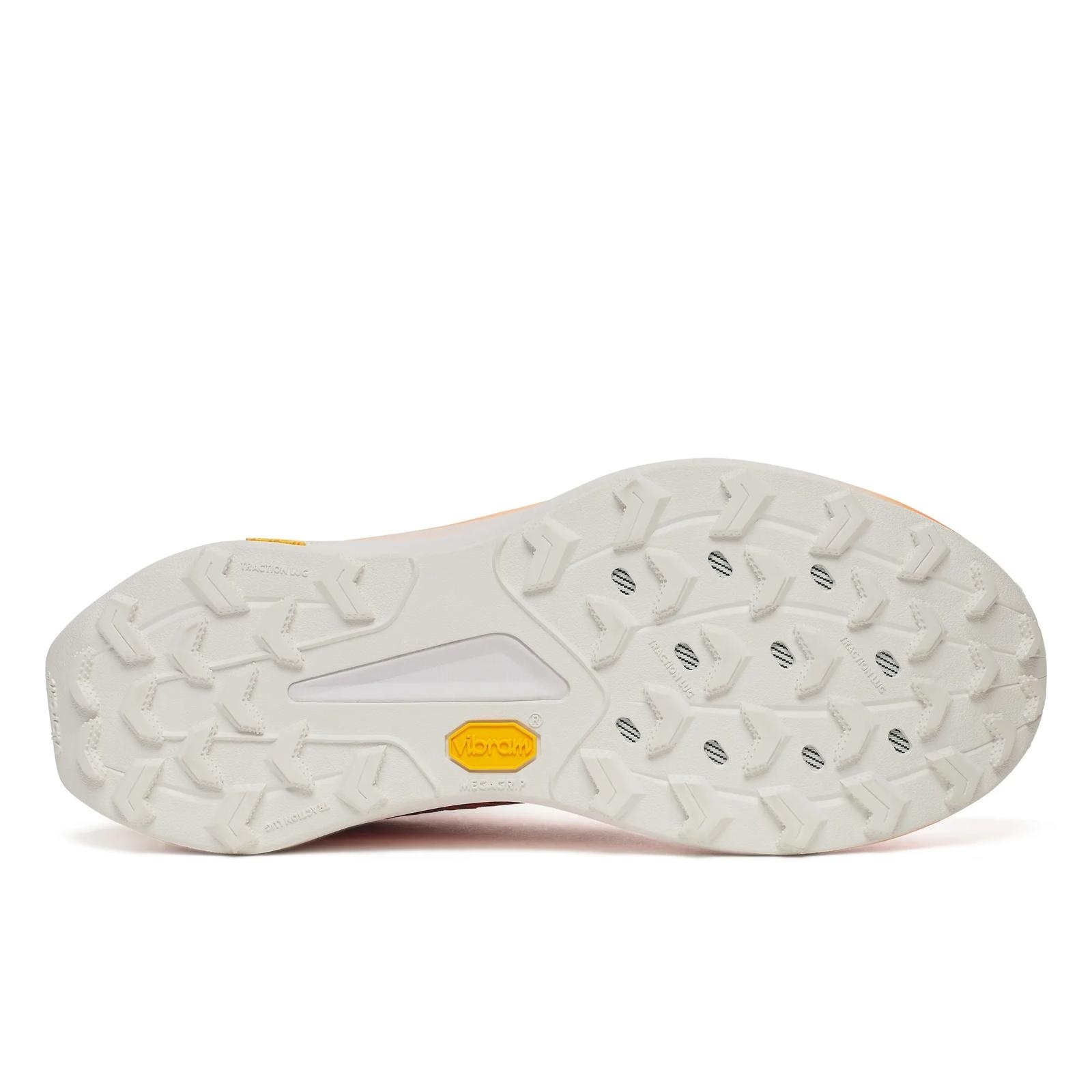 M PEREGRINE 16 FIRE BLACK (6)