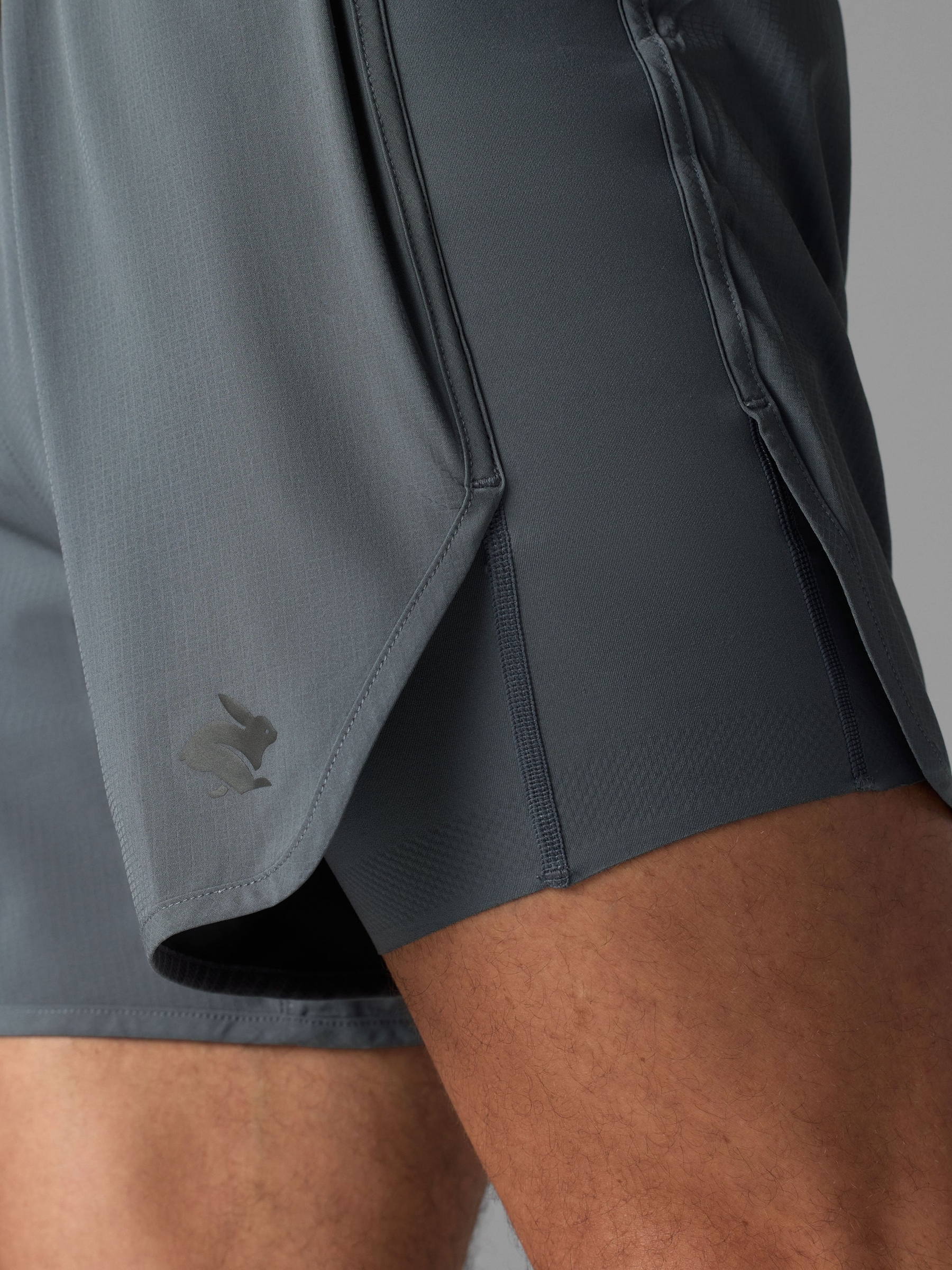 M PACER HYBRID SHORT 5IN IRON GATE (7)