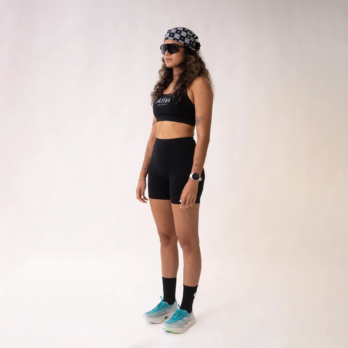 ILLUMI TRAX V2 WMNS SPORT BRA BLACK (3)