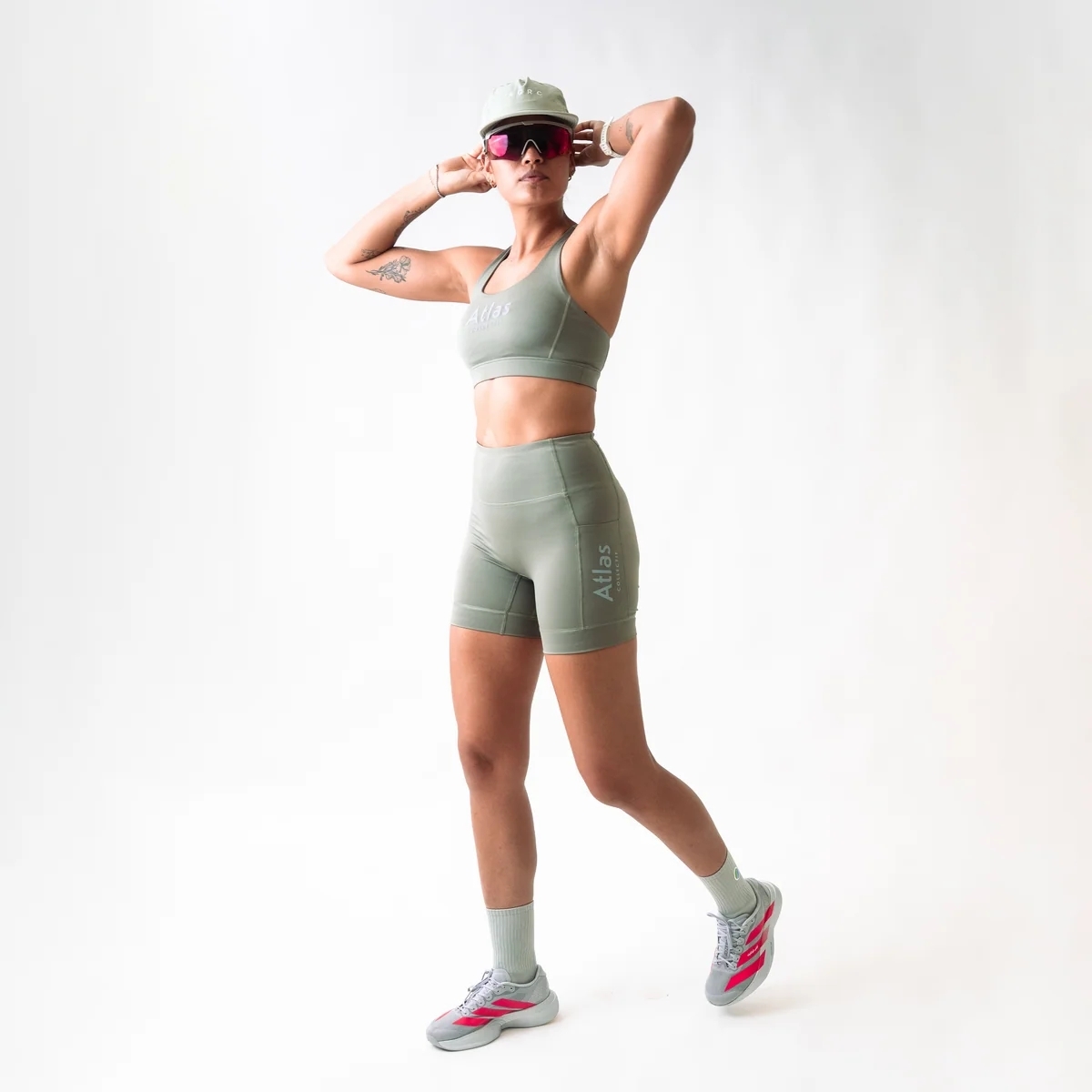 ILLUMI TRAX V2 WMNS RUNNING HALF TIGHTS OLIVE (9)