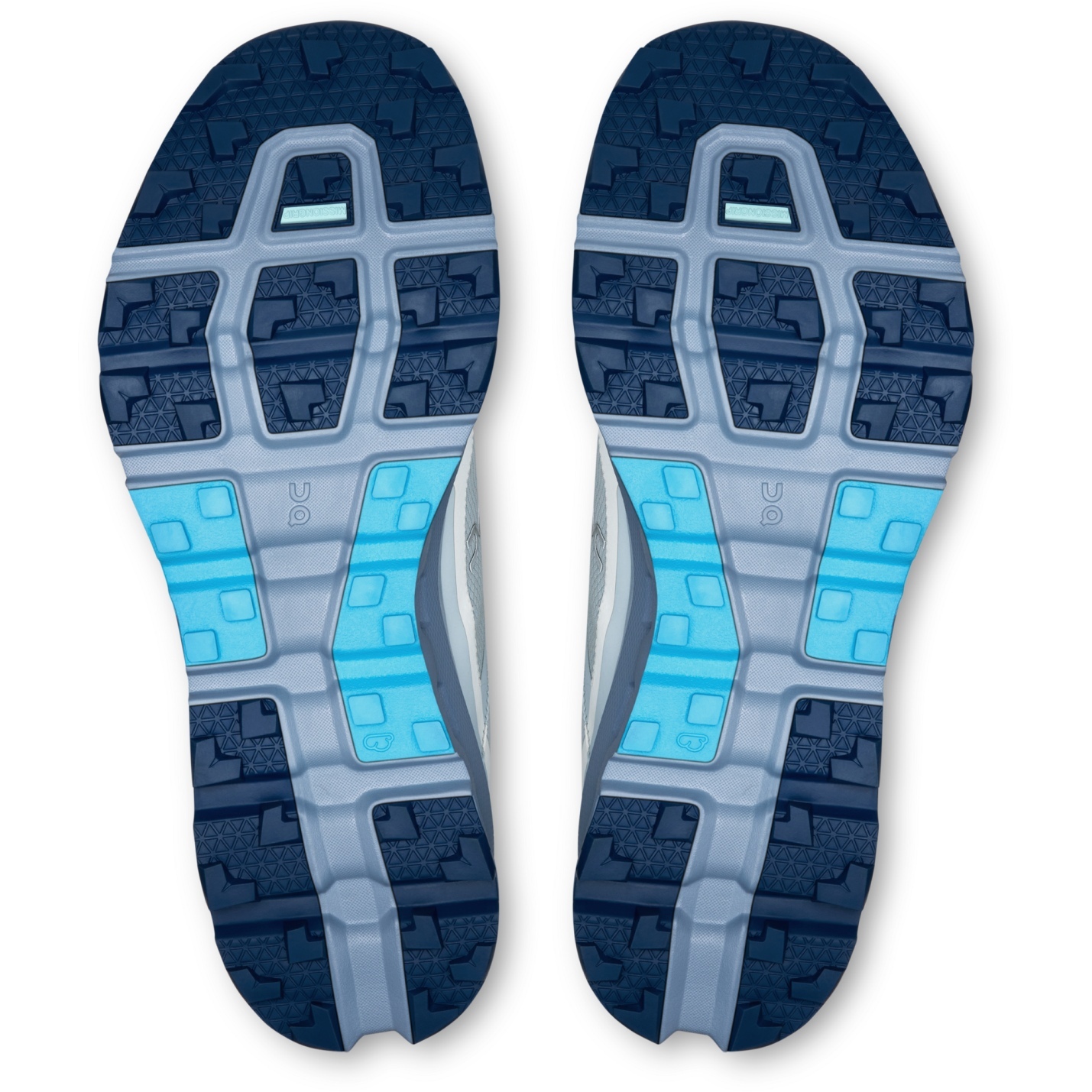 on-cloudvista-2-waterproof-trailrunning-shoes-men-arctic-chambray-5-1774902