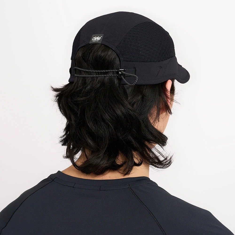 U-2-CA-0116-BK002_FSTCap-Elite-Ethereal-Shadowcast_D1_2025_STUD3_result