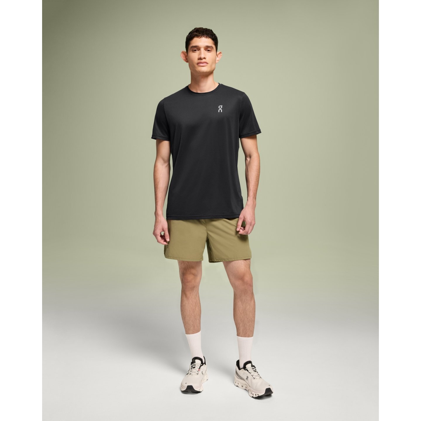 on-core-t-running-shirt-black-3-1650313