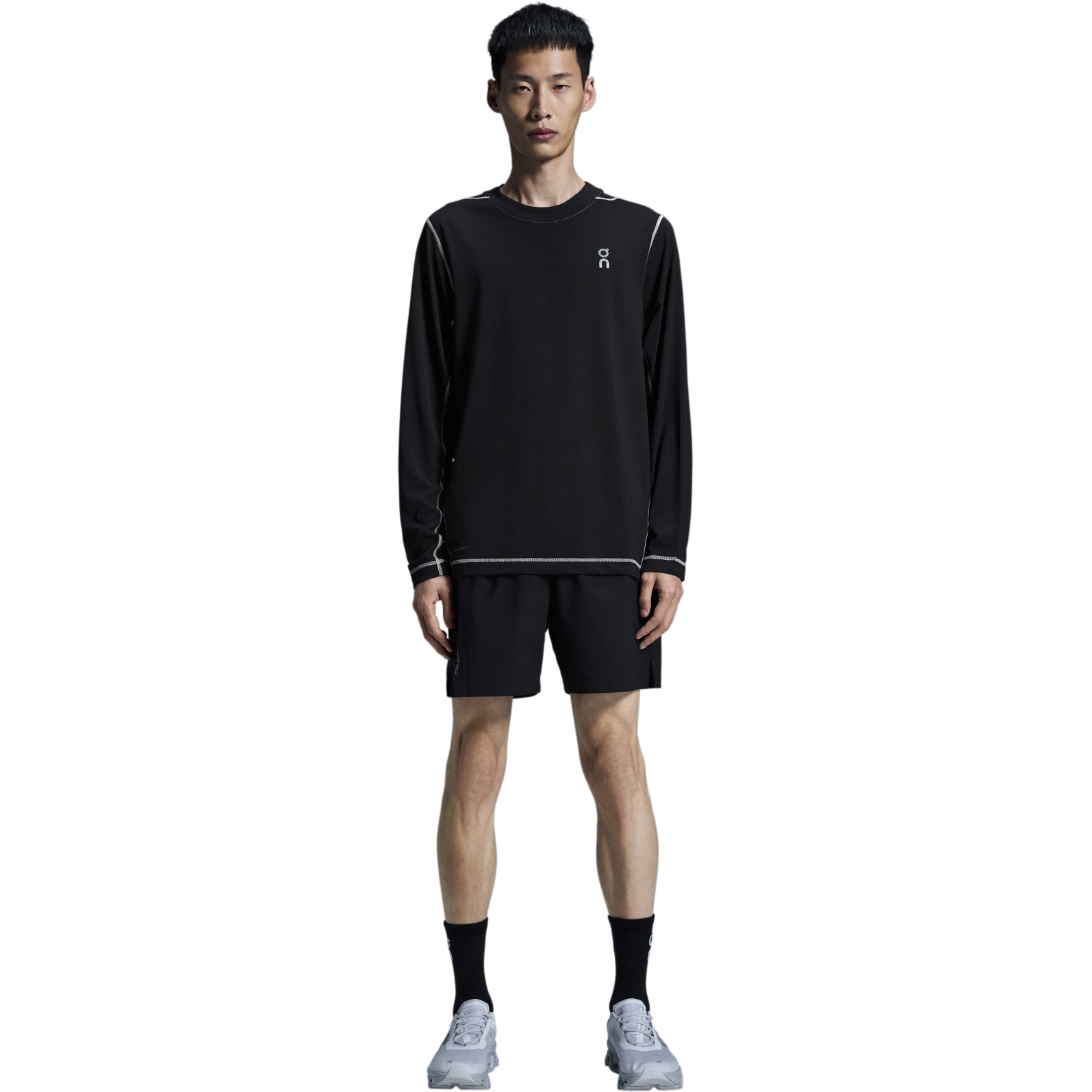 on-5-inch-core-shorts-men-black-2-1779393