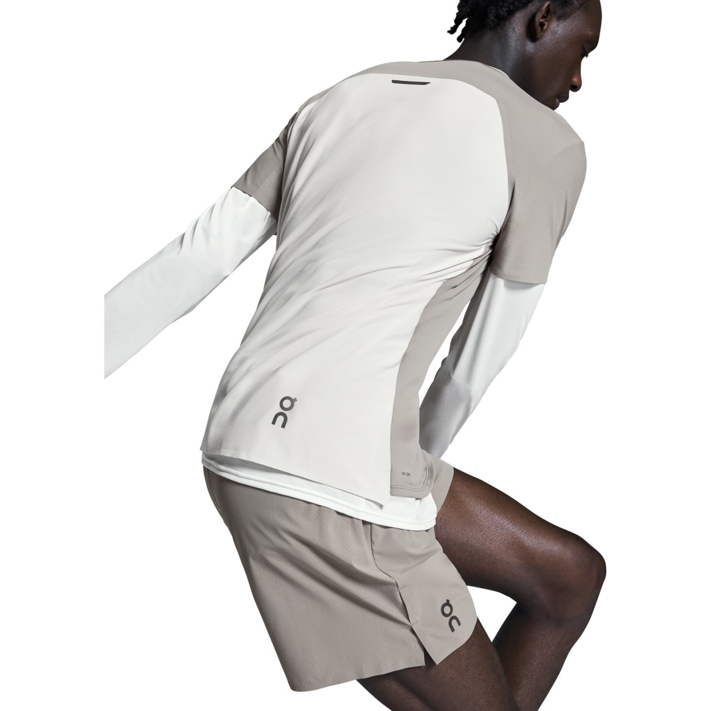 on-5-inch-performance-shorts-men-cinder-4-1819375