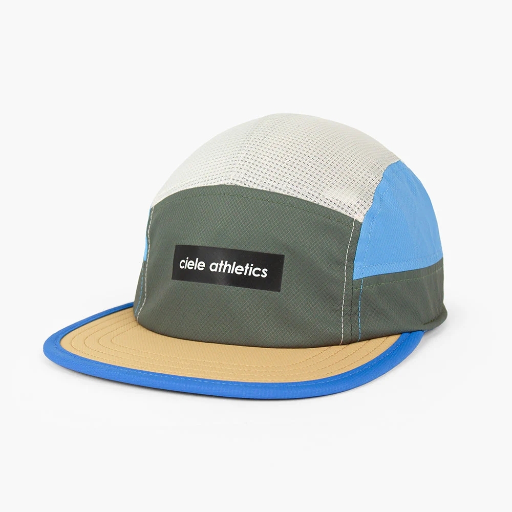 U-2-CA-0060-GN002_GOCap-Field-IconicBar-Seaweed-RainyDay_D2_2025_FRNTL_result