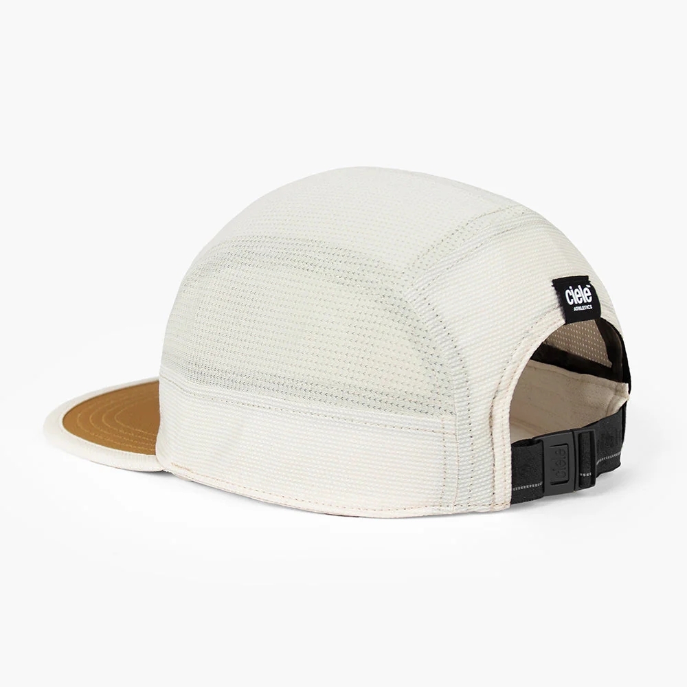 U-2-CA-0079-BE005_GOCap-EQ-FrameS-RainyDay_D2_2025_BACKL_result