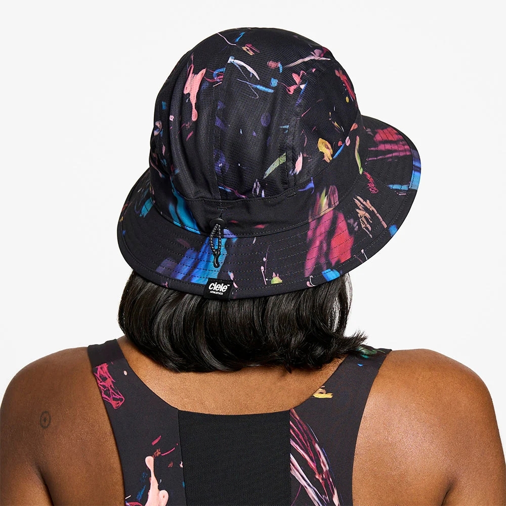 U-2-CA-0096-SNBK001_GOBucket-Comp-SummerNights-Nuit_D2_2025_STUD3_result