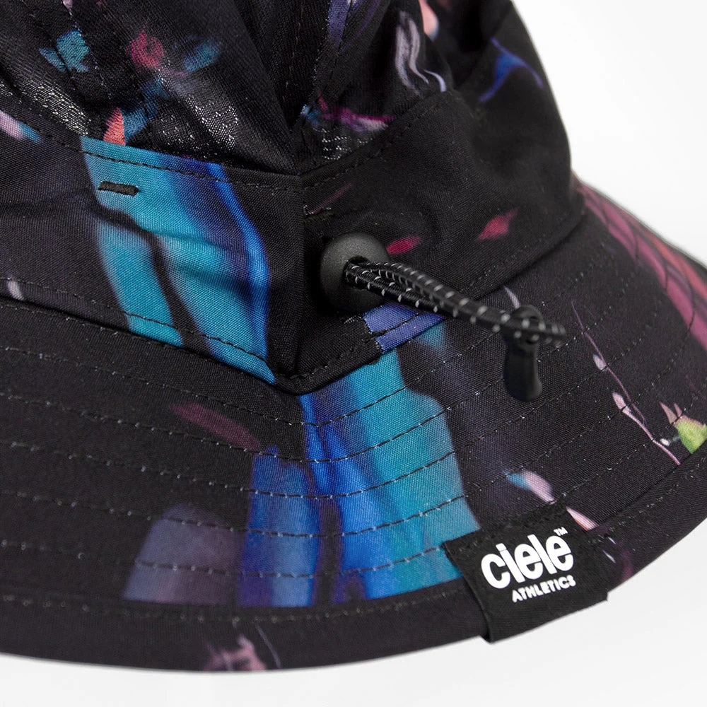 U-2-CA-0096-SNBK001_GOBucket-Comp-SummerNights-Nuit_D2_2025_CU1_result