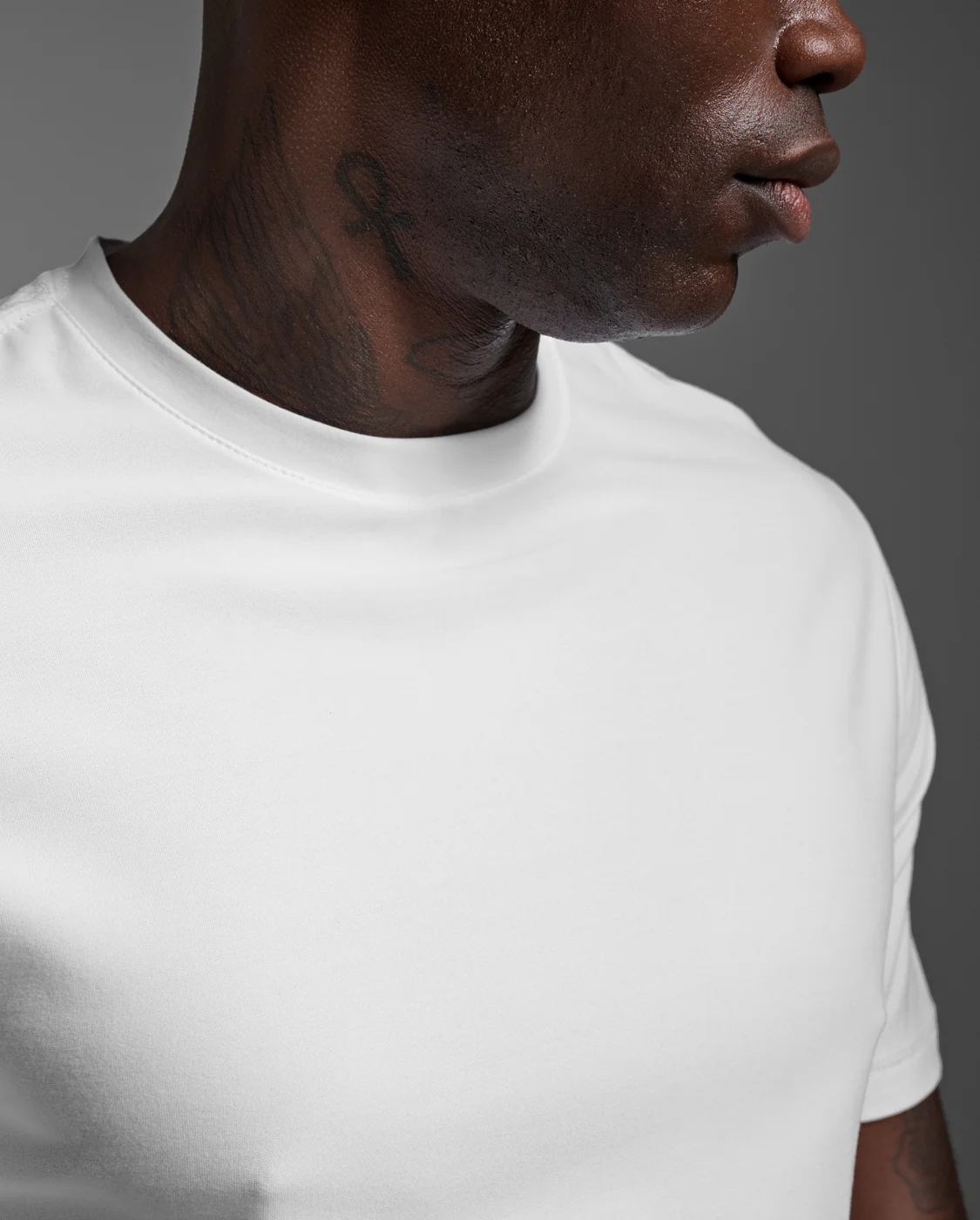 M 2XU SIGNATURE SOFT JERSEY TEE WHITE WHITE (3)
