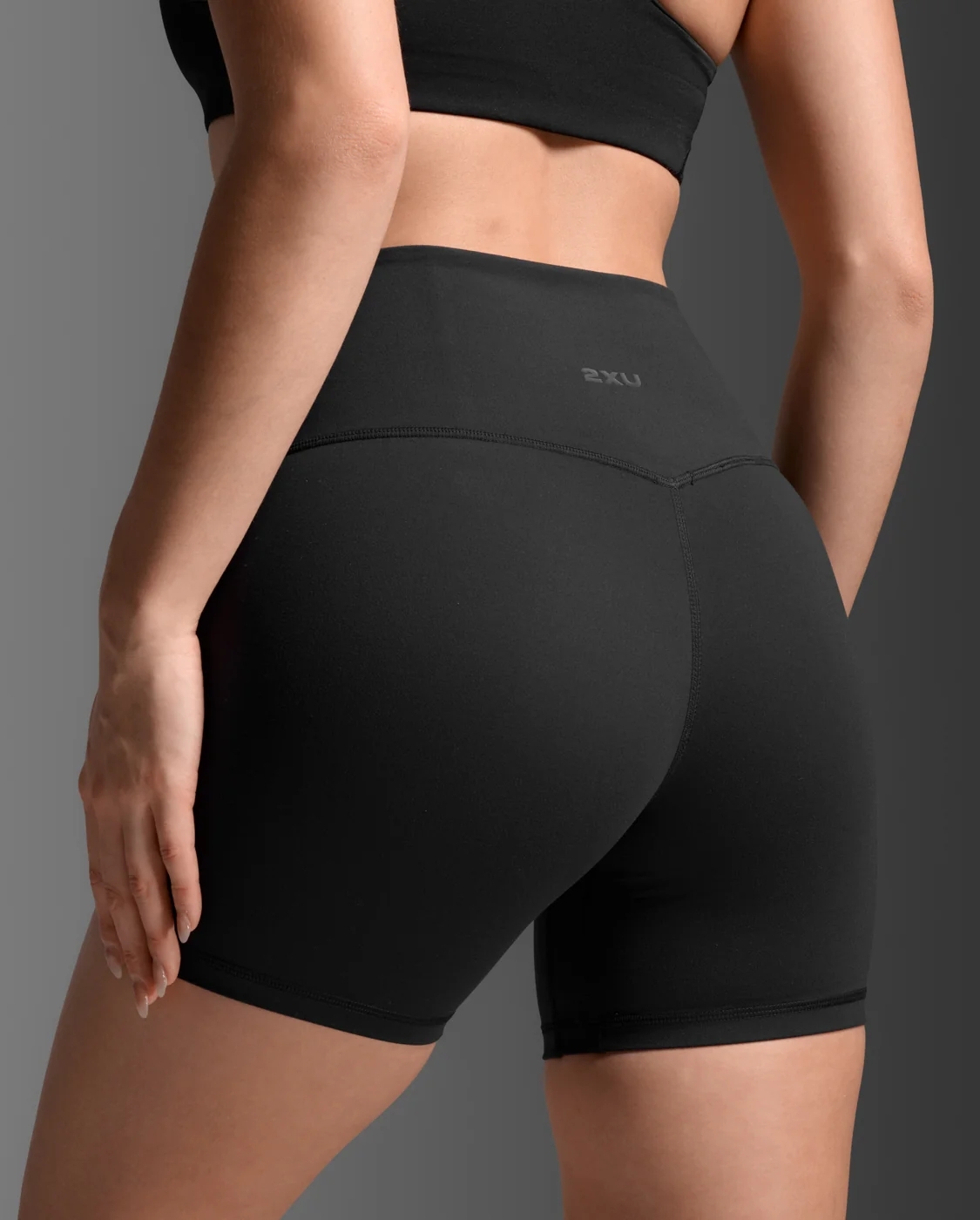 W FLUID HI RISE 5 INCH SHORTS BLK BLK (5)