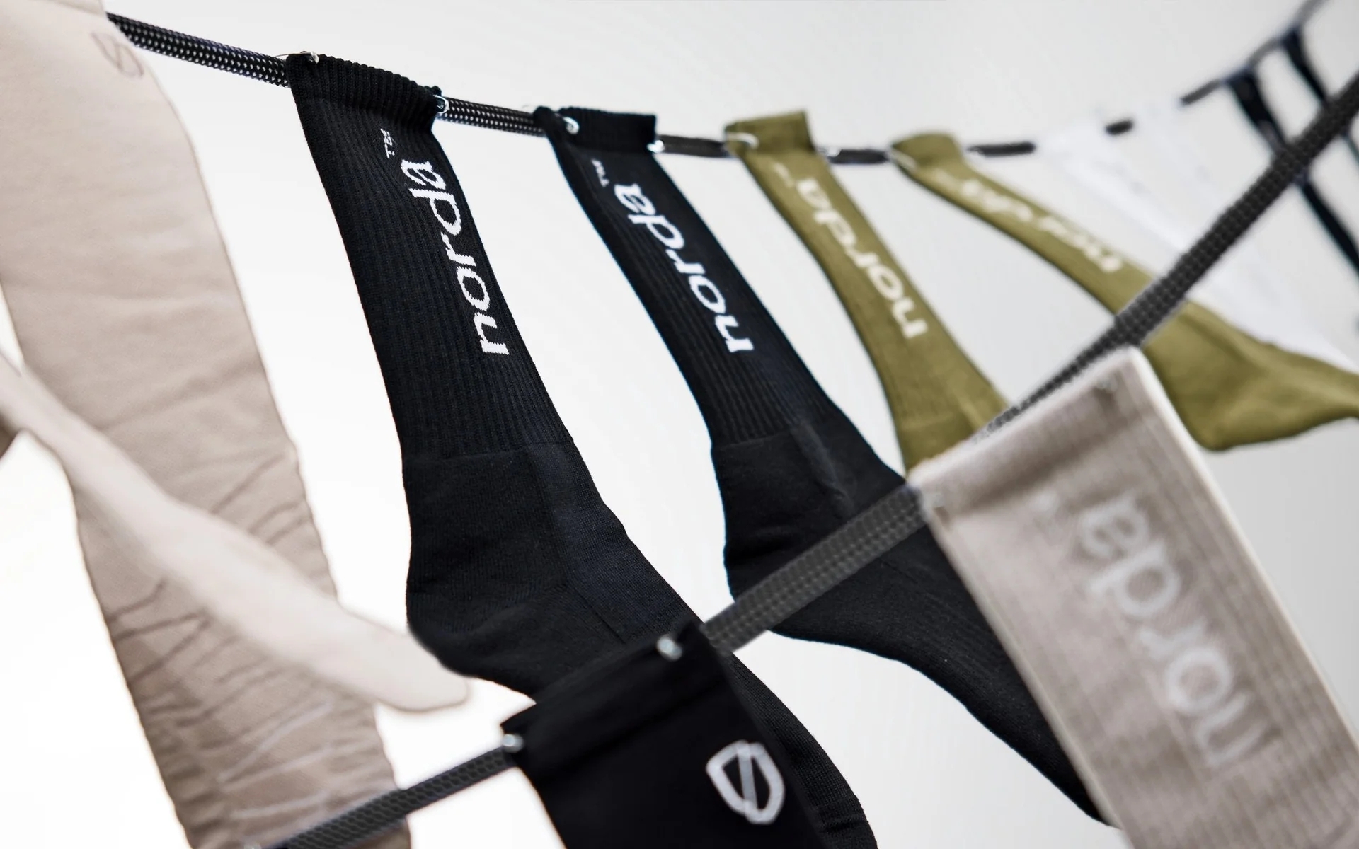 U RETRO SOCK SAGE (2)