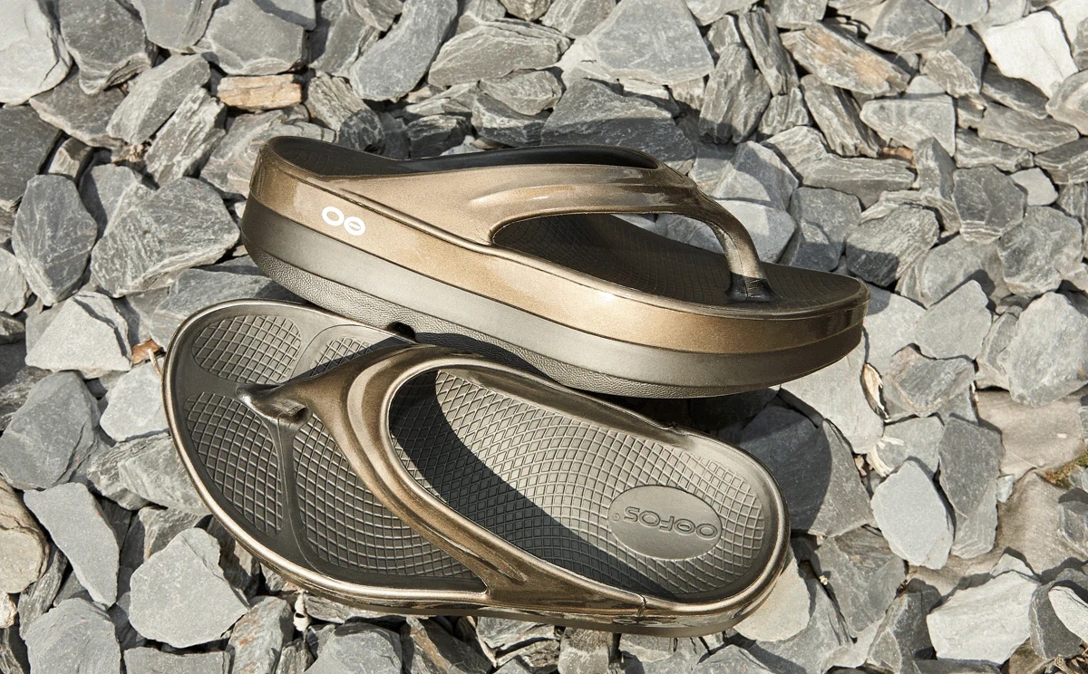 W OOmega OOlala Stacked Sandal - Titanium Mirror (10)