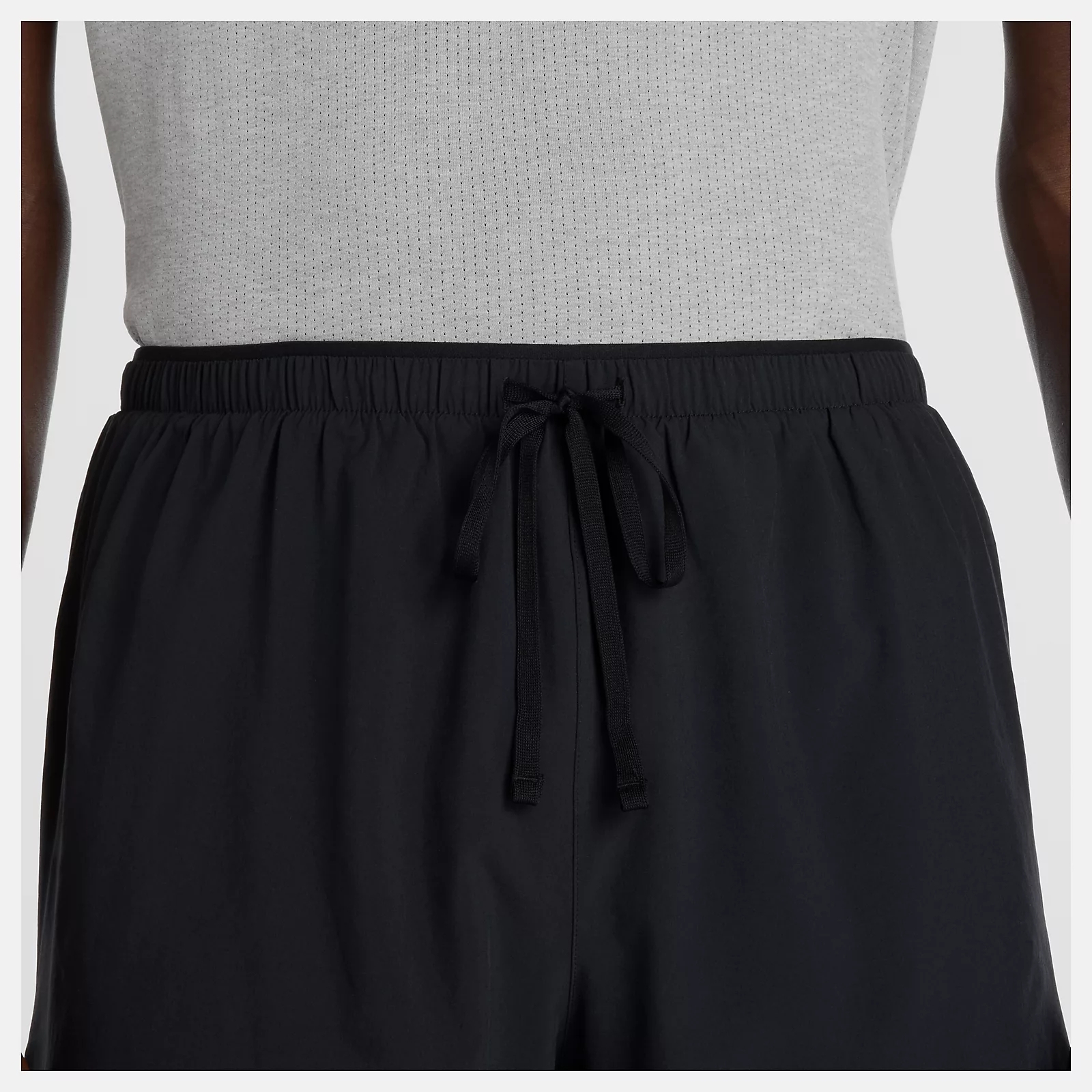 M RC ESSENTIAL SHORT 5IN BLACK SLATE GREY (6)