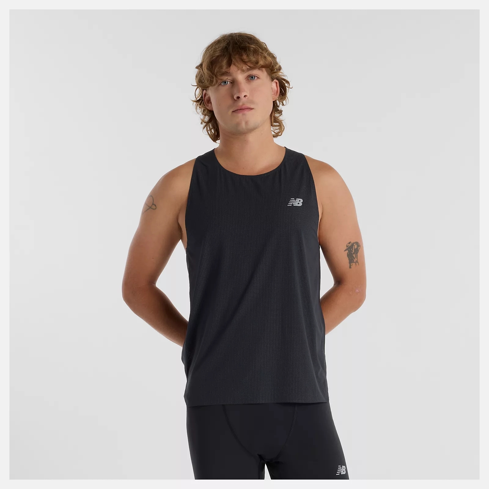 M Race Day Ultra Light Singlet BLACK SLATE GREY (1)