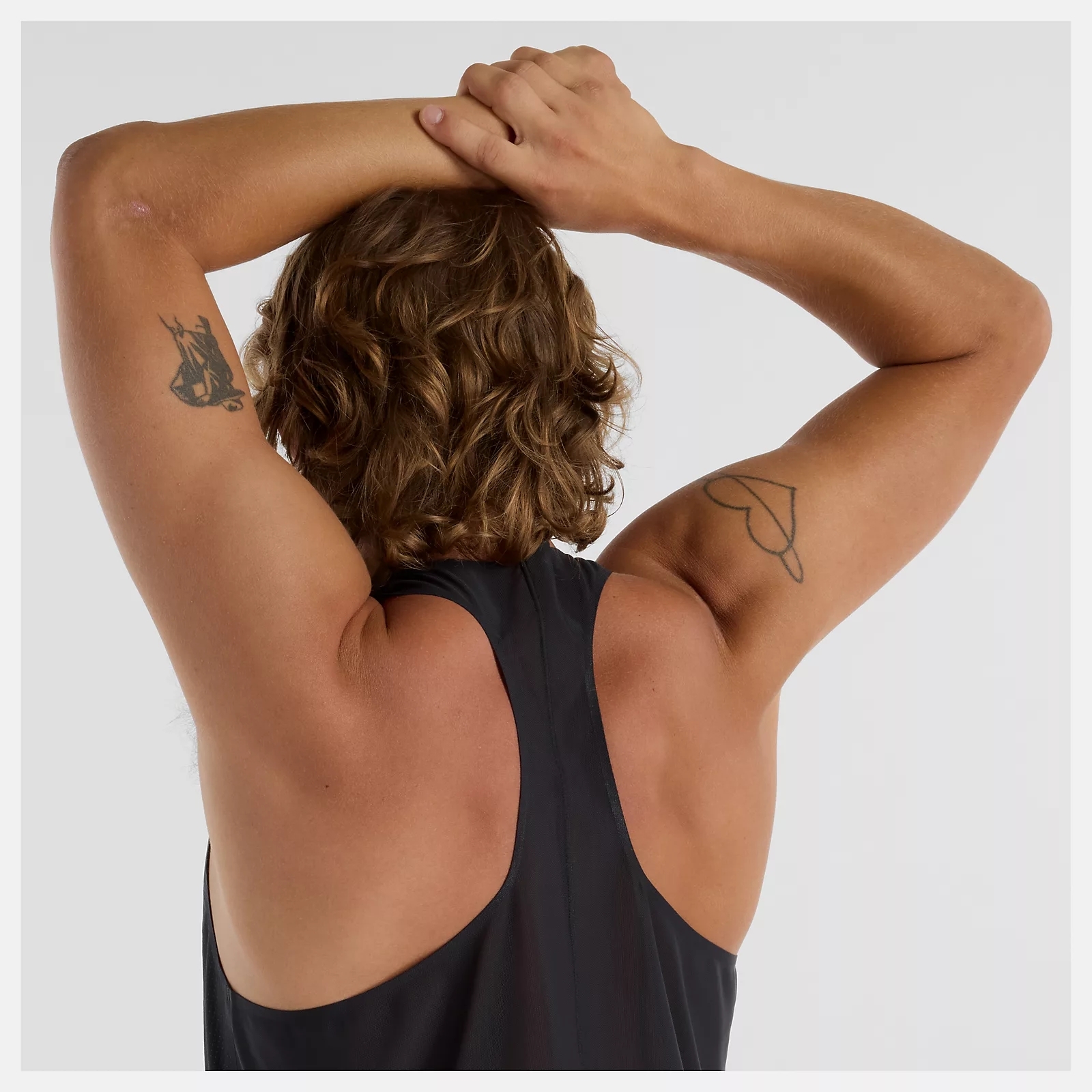 M Race Day Ultra Light Singlet BLACK SLATE GREY (5)