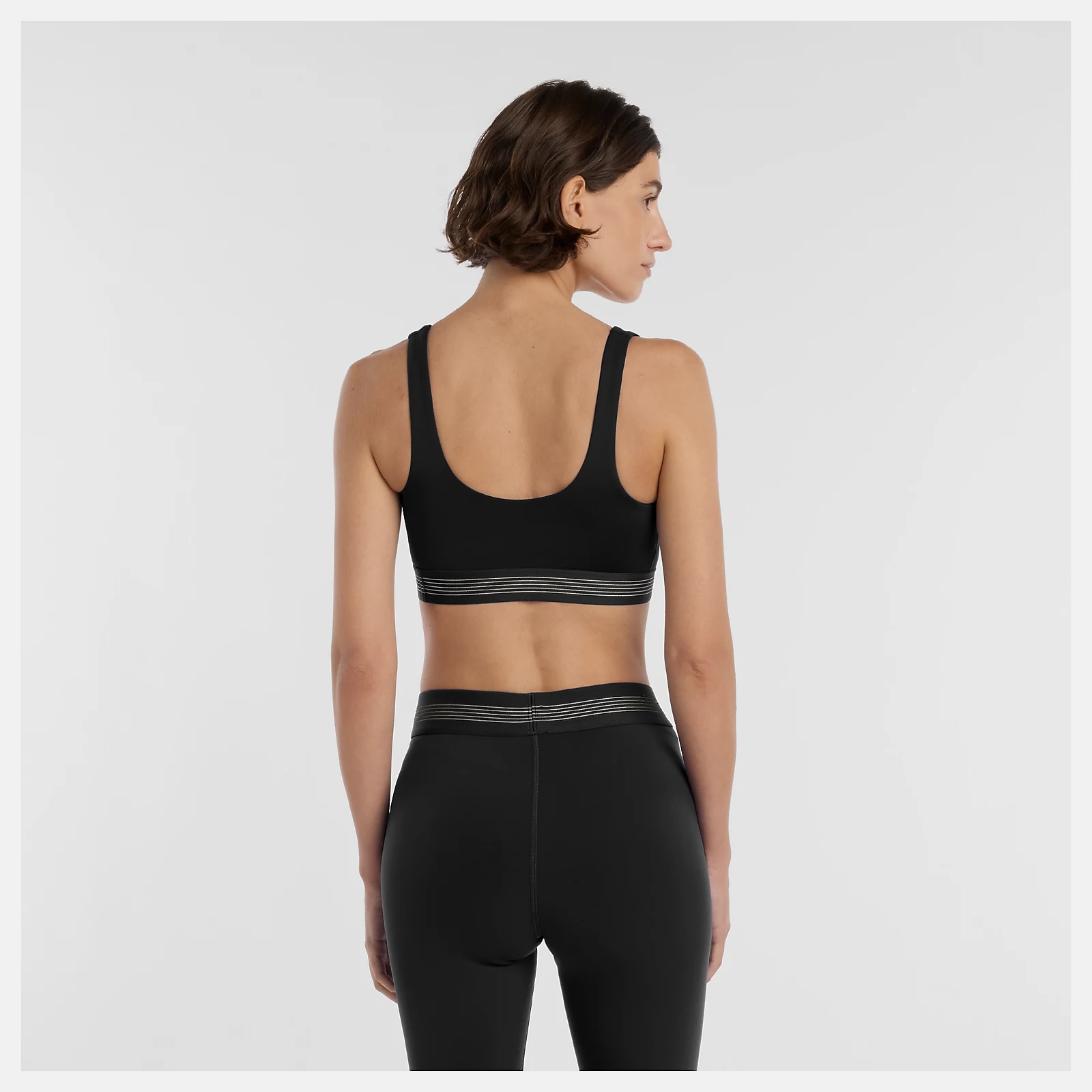 W AC TRAIN BRA BLACK (3)