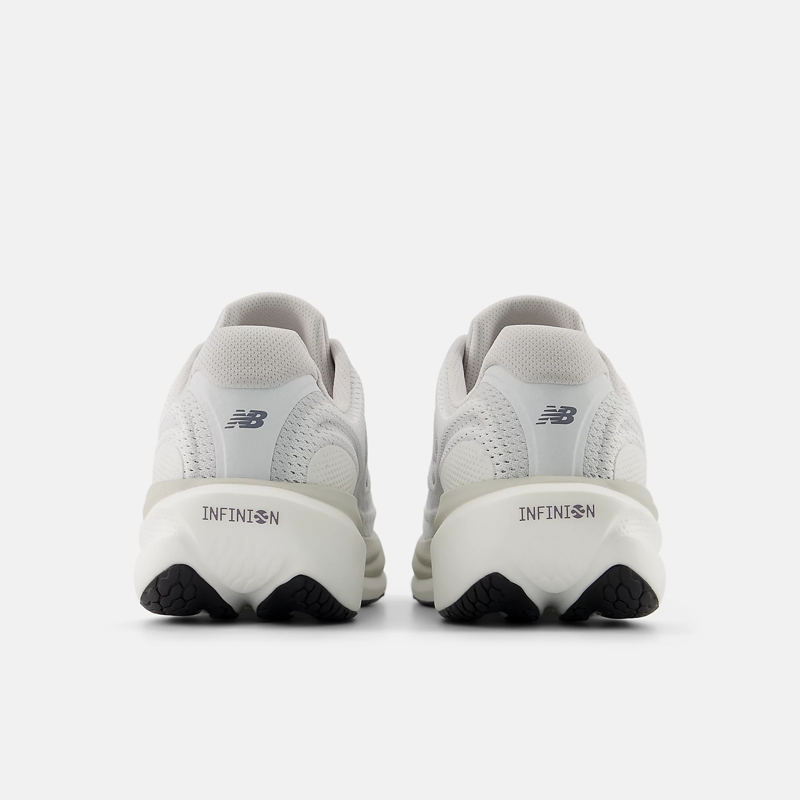 M 1080 V15 REGULAR WIDE NB103 WHITE TRUFFLE SALT GREY MATTER (6)