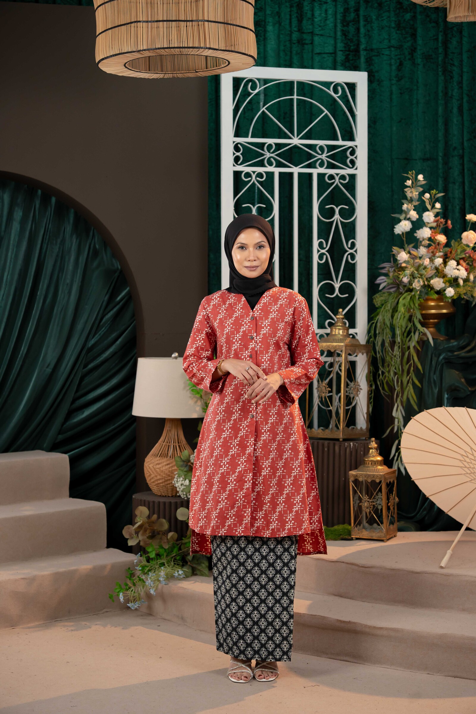 lawana studio 01-568