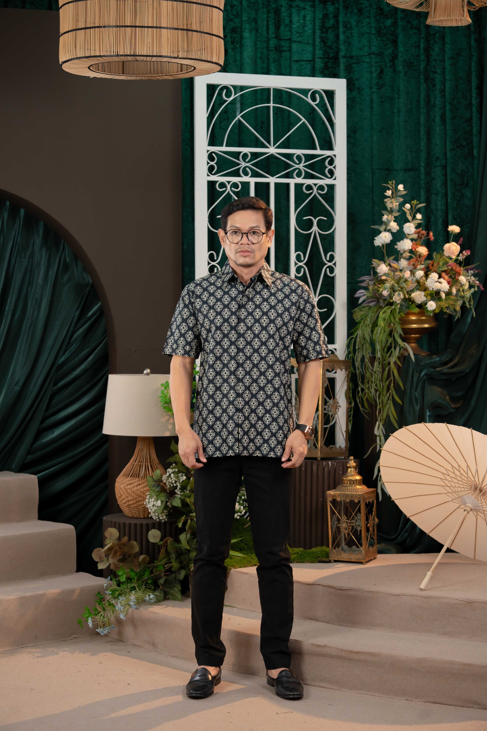 lawana studio 01-528