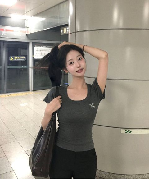 10001