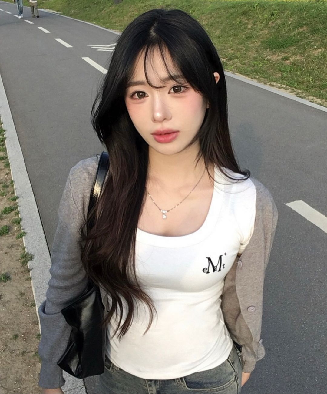 10021