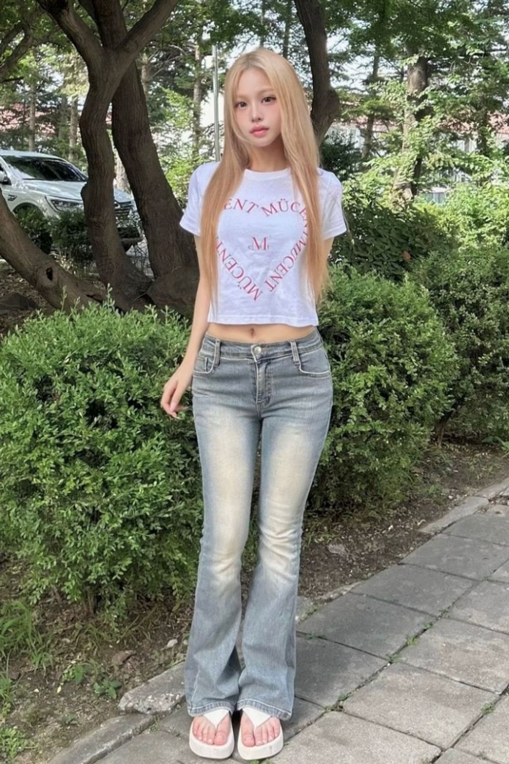 10042