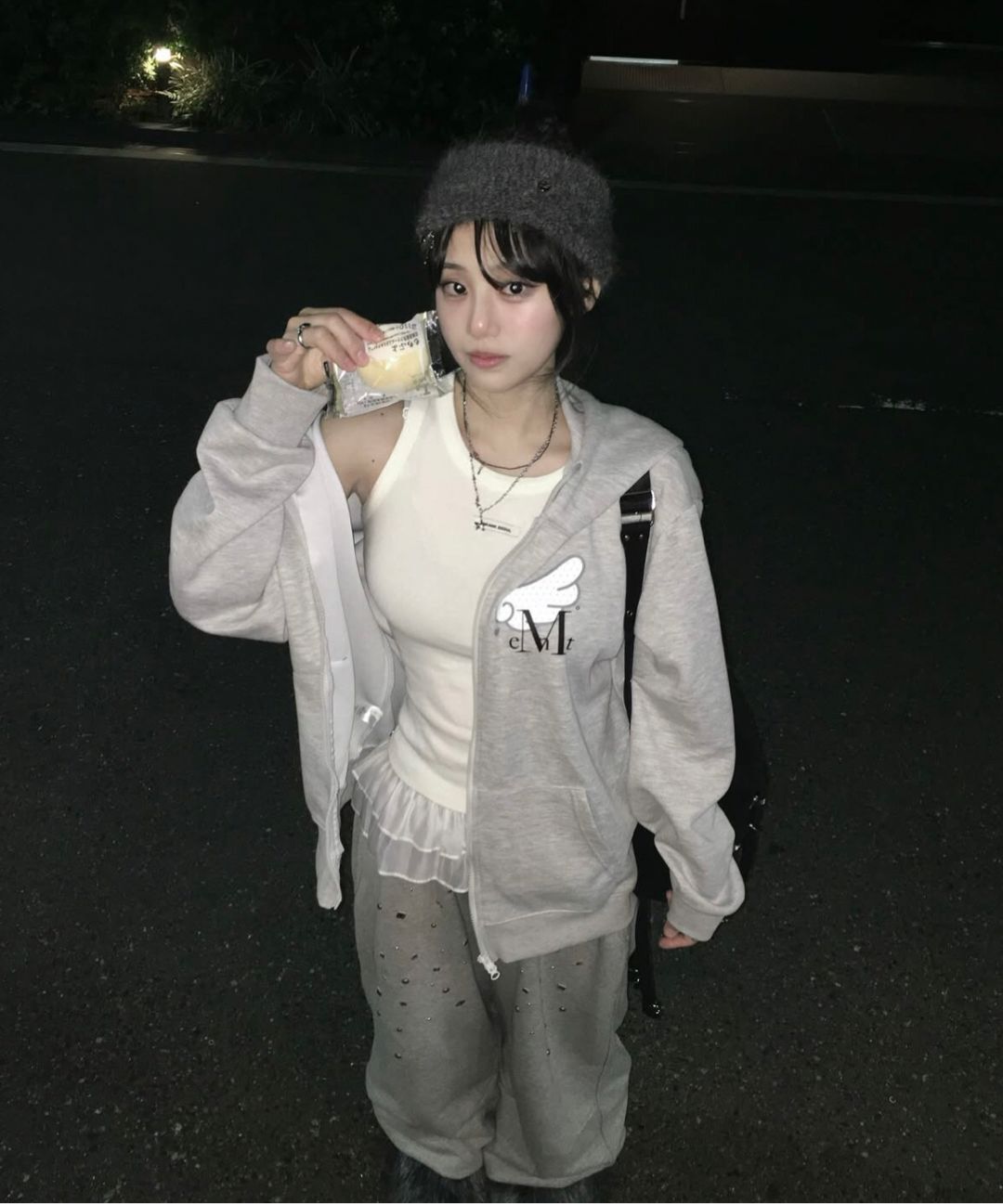 10005