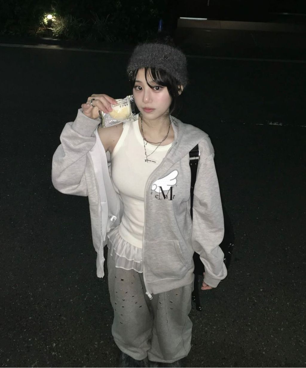 10005