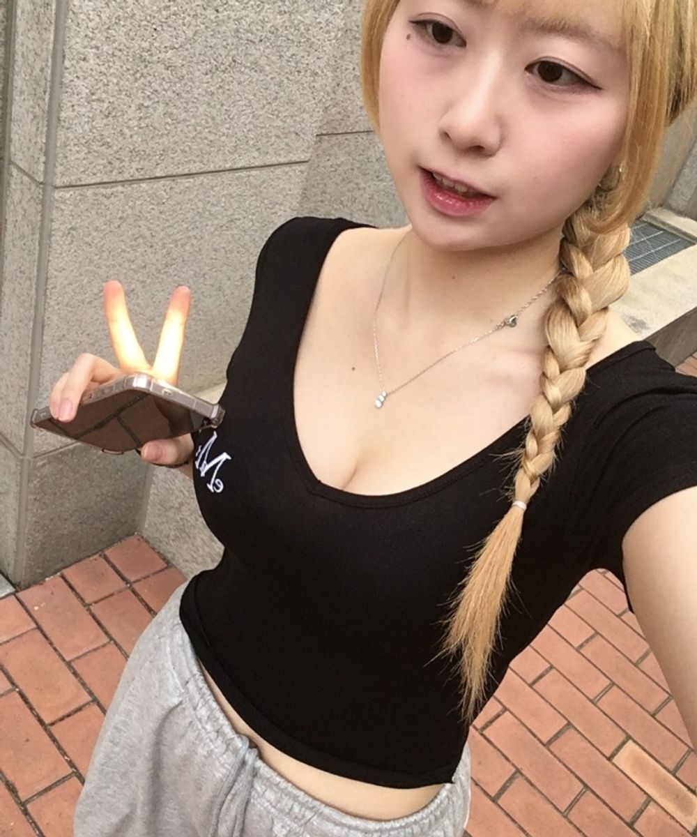 10049