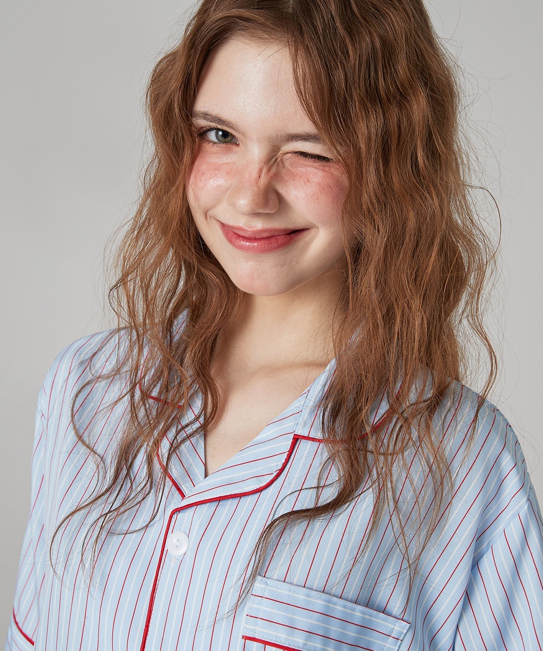 imgi_18_68a3264f5c08e20ec0e37774db70f251