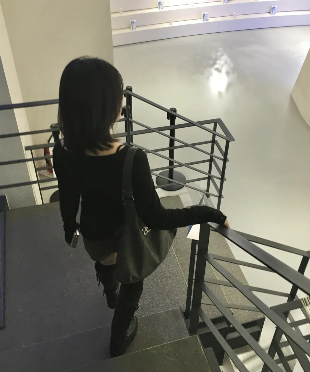 imgi_386_dc7df04e10b6471c9262d689438e4be1