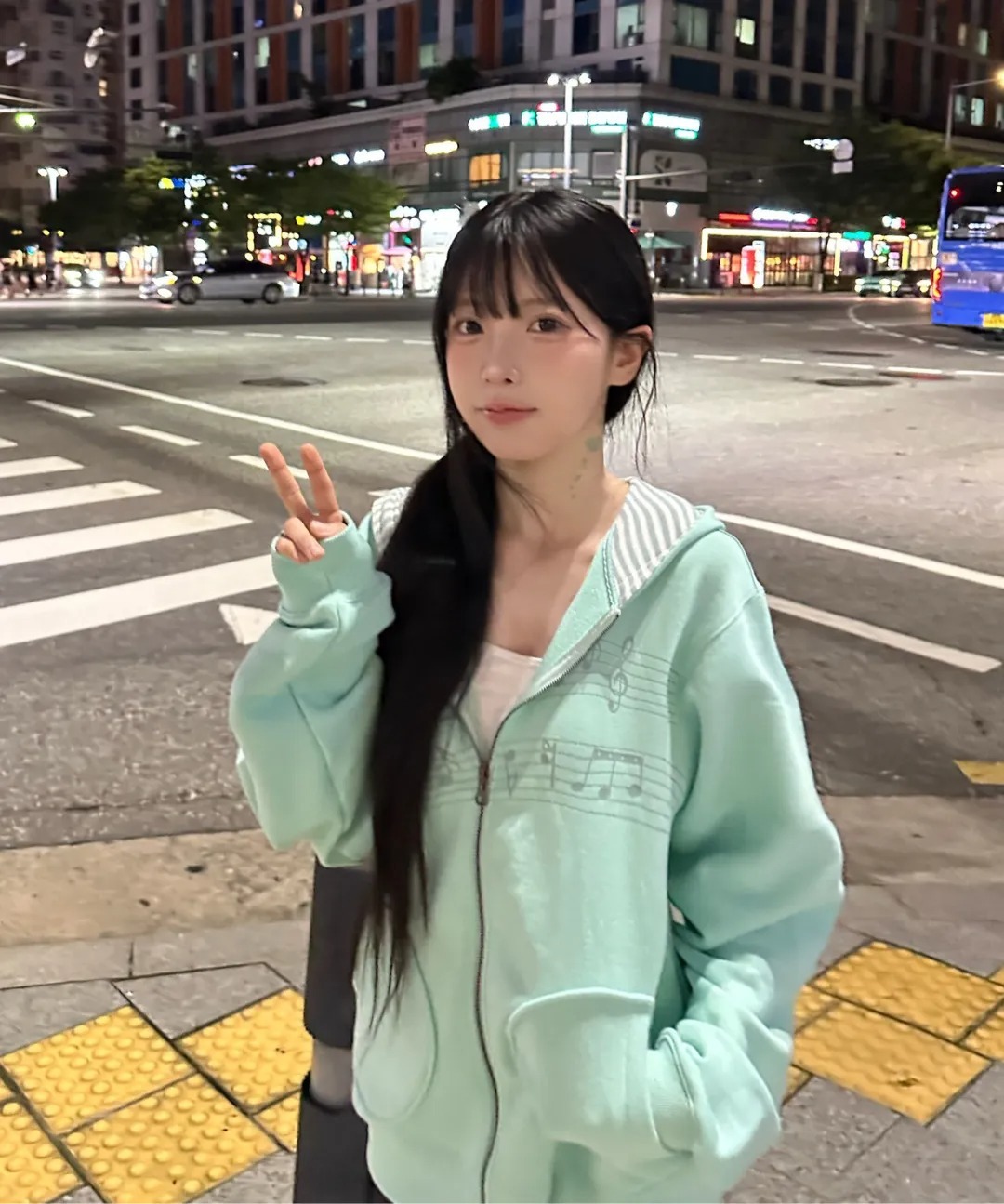 imgi_335_b8d6169460144ad483845f756b13804d