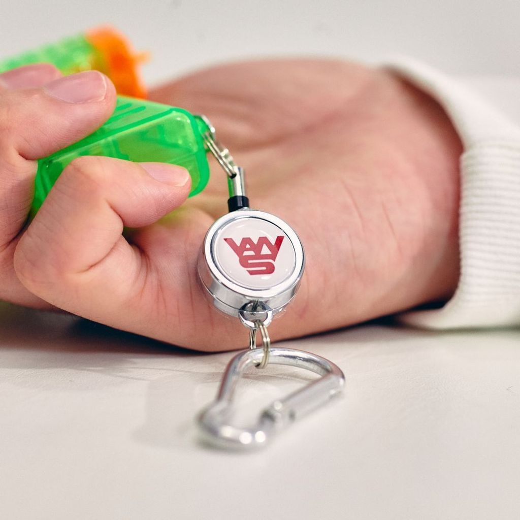 現貨⋆ Vaundy 周邊水槍吊飾鑰匙圈Logo Water Gun Keyholder