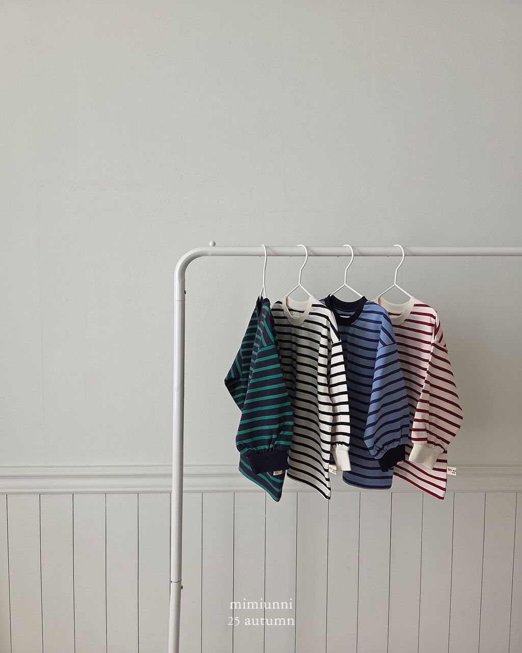 LINE_ALBUM_橫條紋T_250903_2