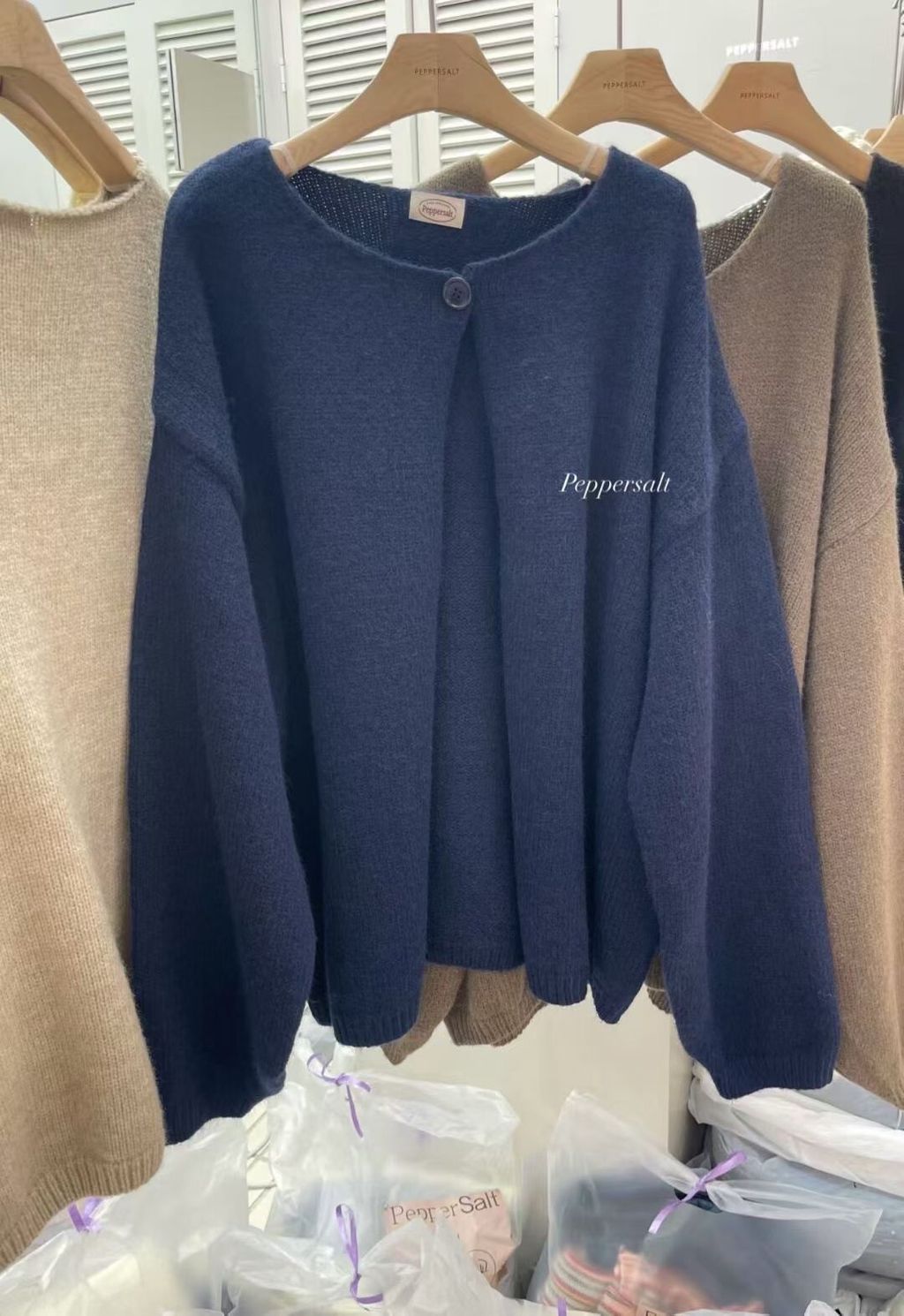 LINE_ALBUM_秋款女裝_250921_59