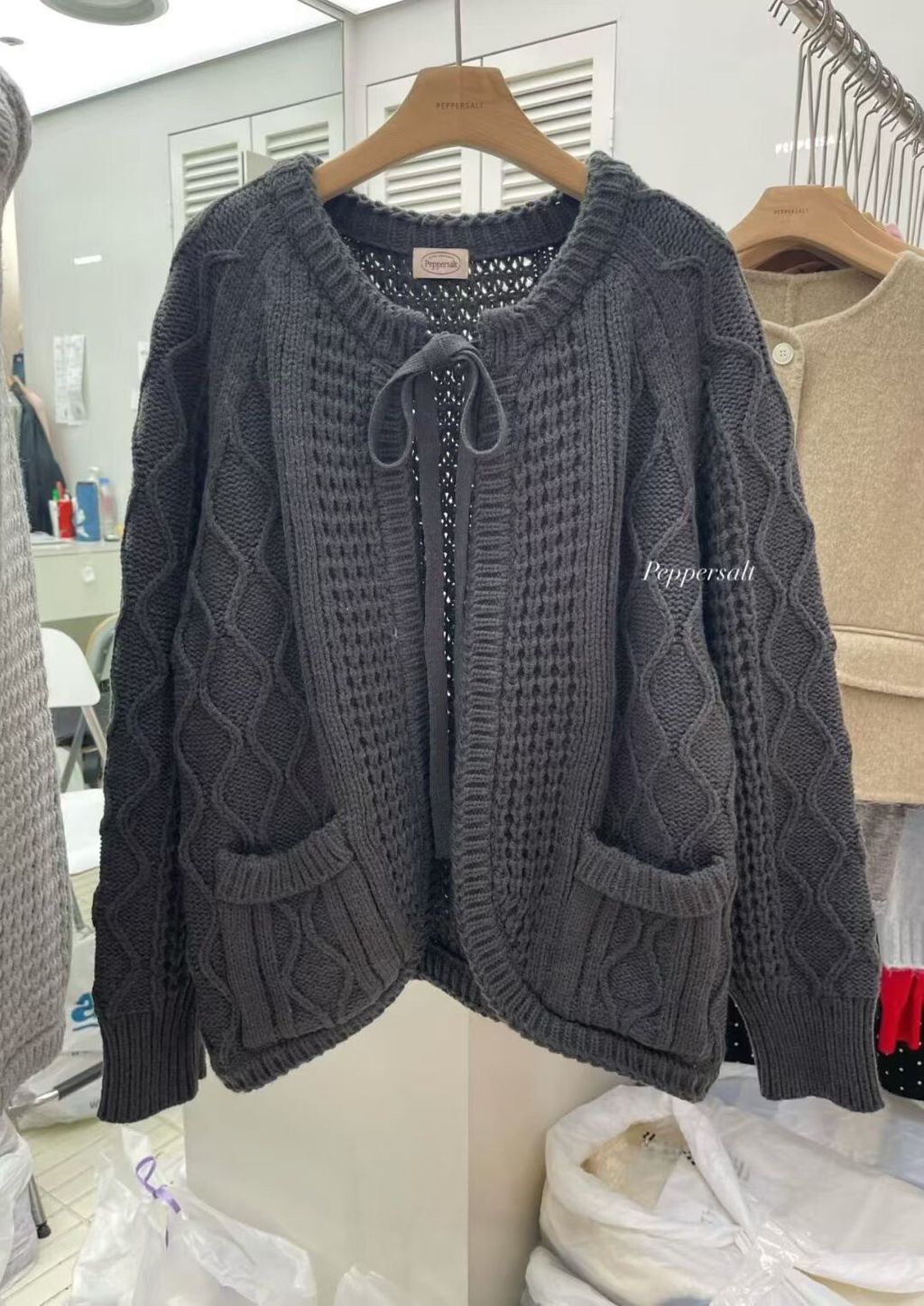 LINE_ALBUM_秋款女裝_250921_208