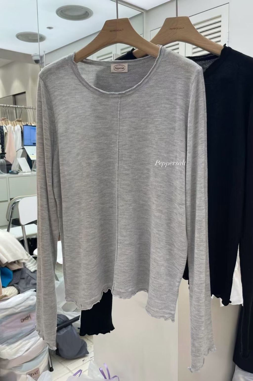 LINE_ALBUM_秋款女裝_250921_102