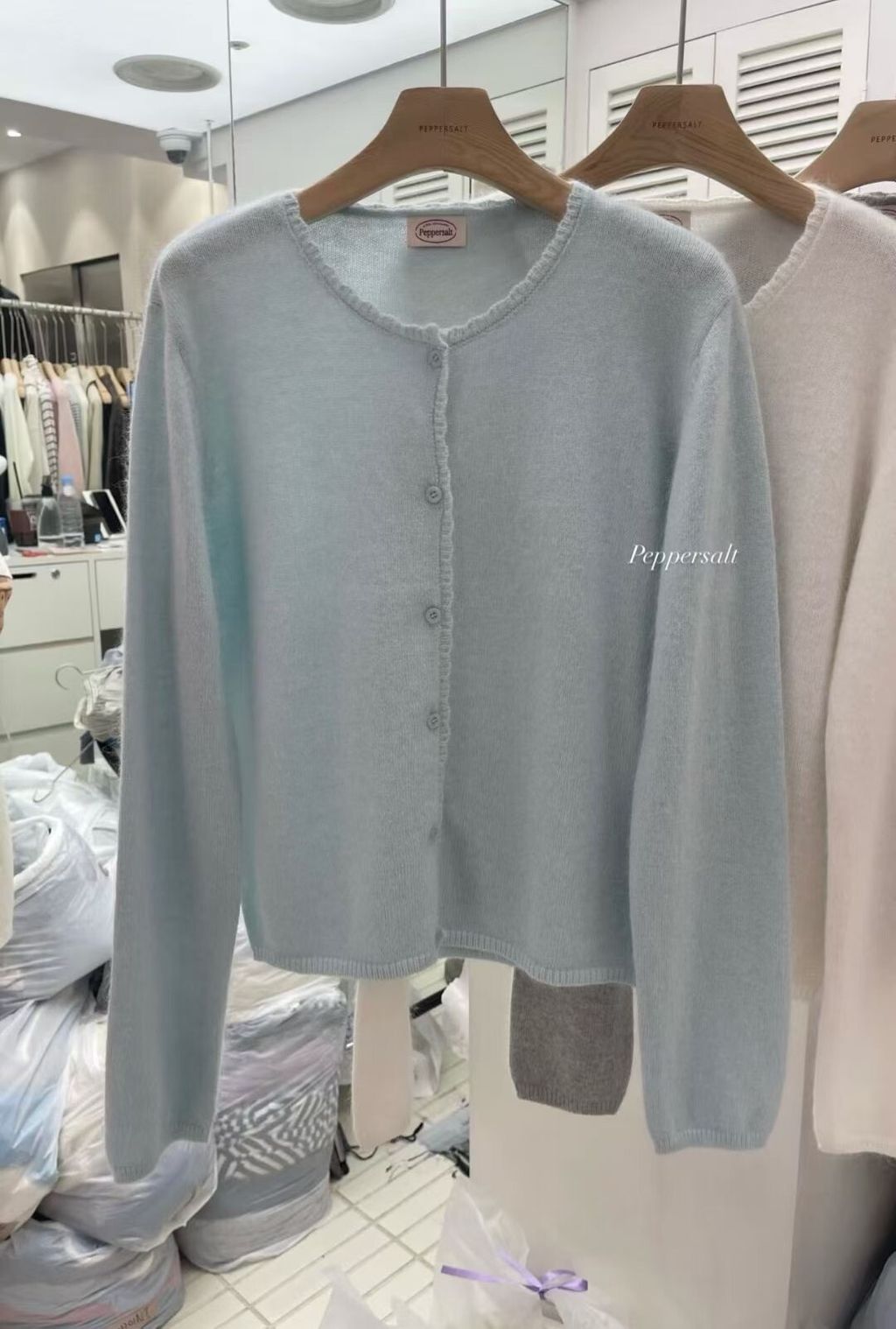 LINE_ALBUM_秋款女裝_250921_213