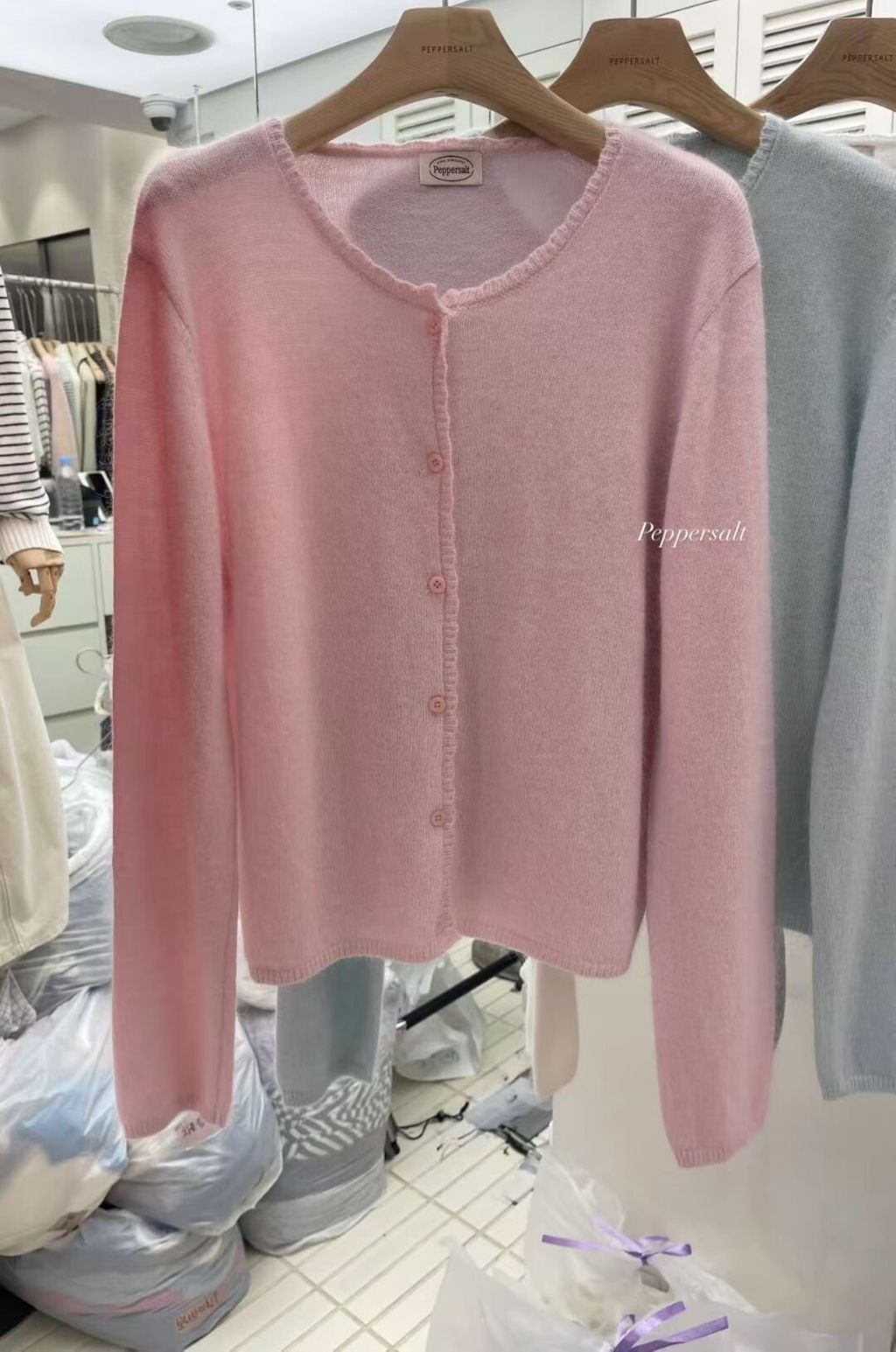 LINE_ALBUM_秋款女裝_250921_214