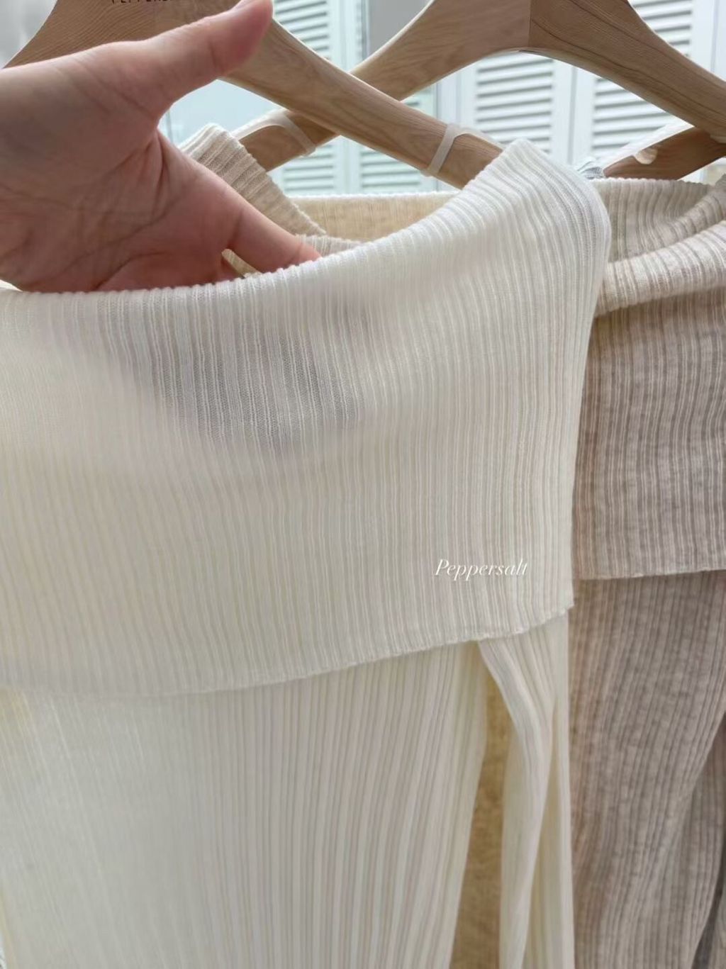 LINE_ALBUM_秋款女裝_250921_227