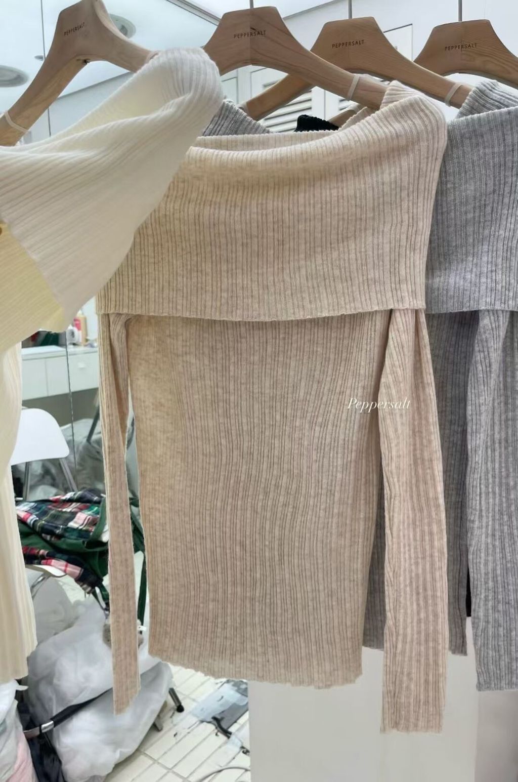 LINE_ALBUM_秋款女裝_250921_225