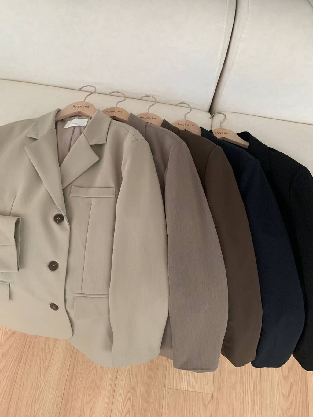 LINE_ALBUM_秋款女裝_250921_42