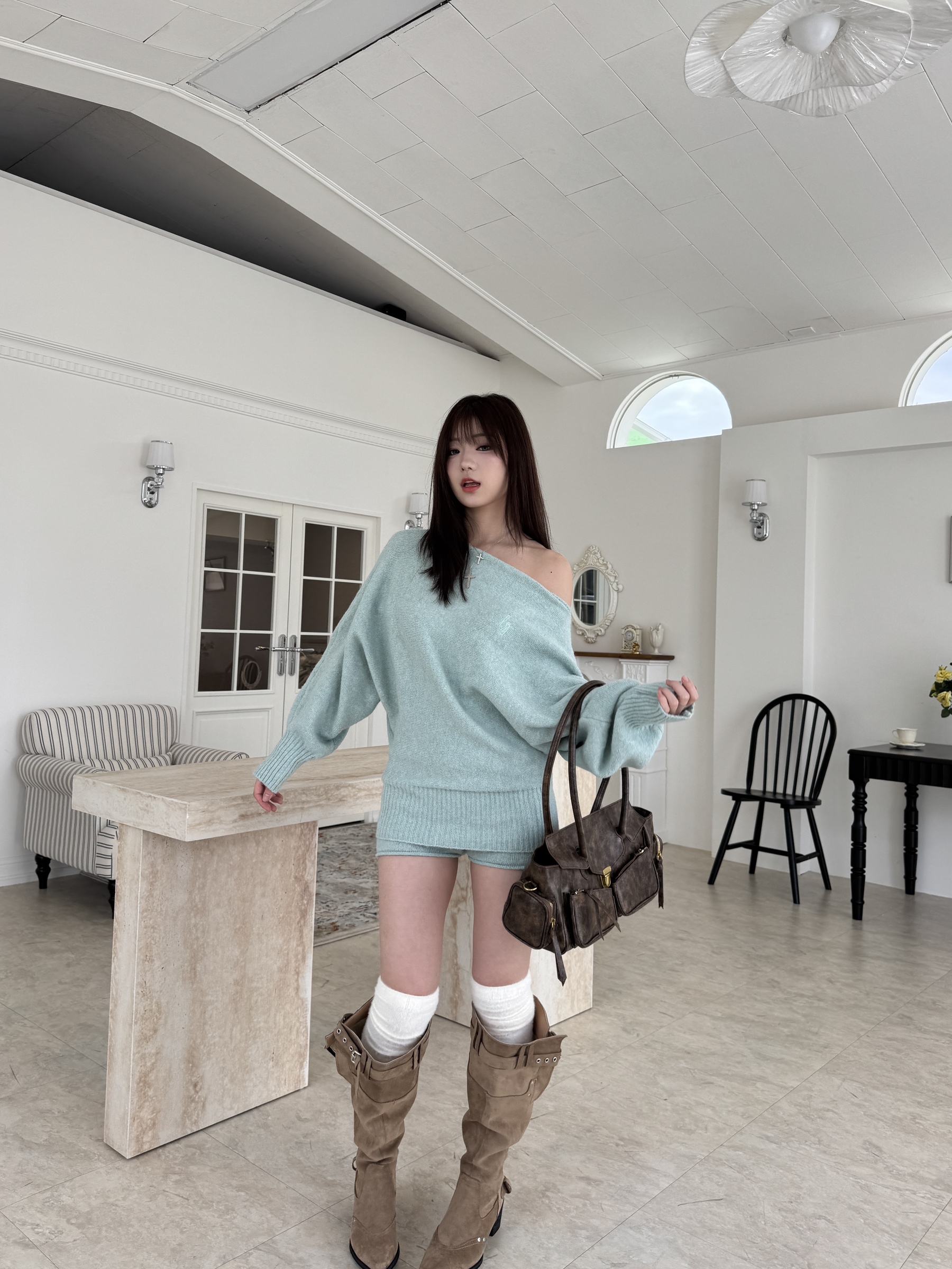 image_FEC8F66F-6B61-42F4-BE02-F74883ACB2AD_1763799417