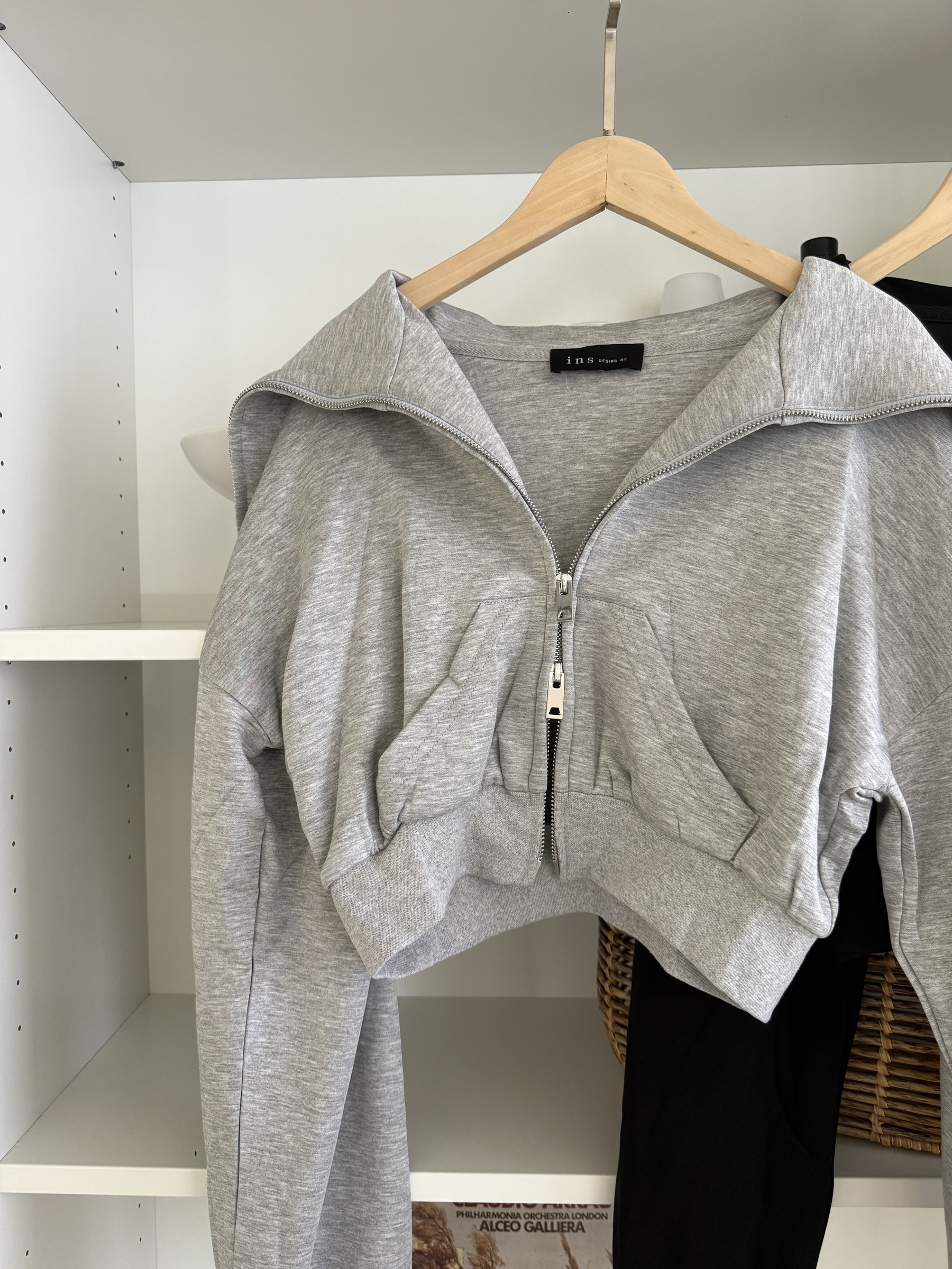 96B93AAC-C611-45BA-9D5D-1052BC8A0C8D