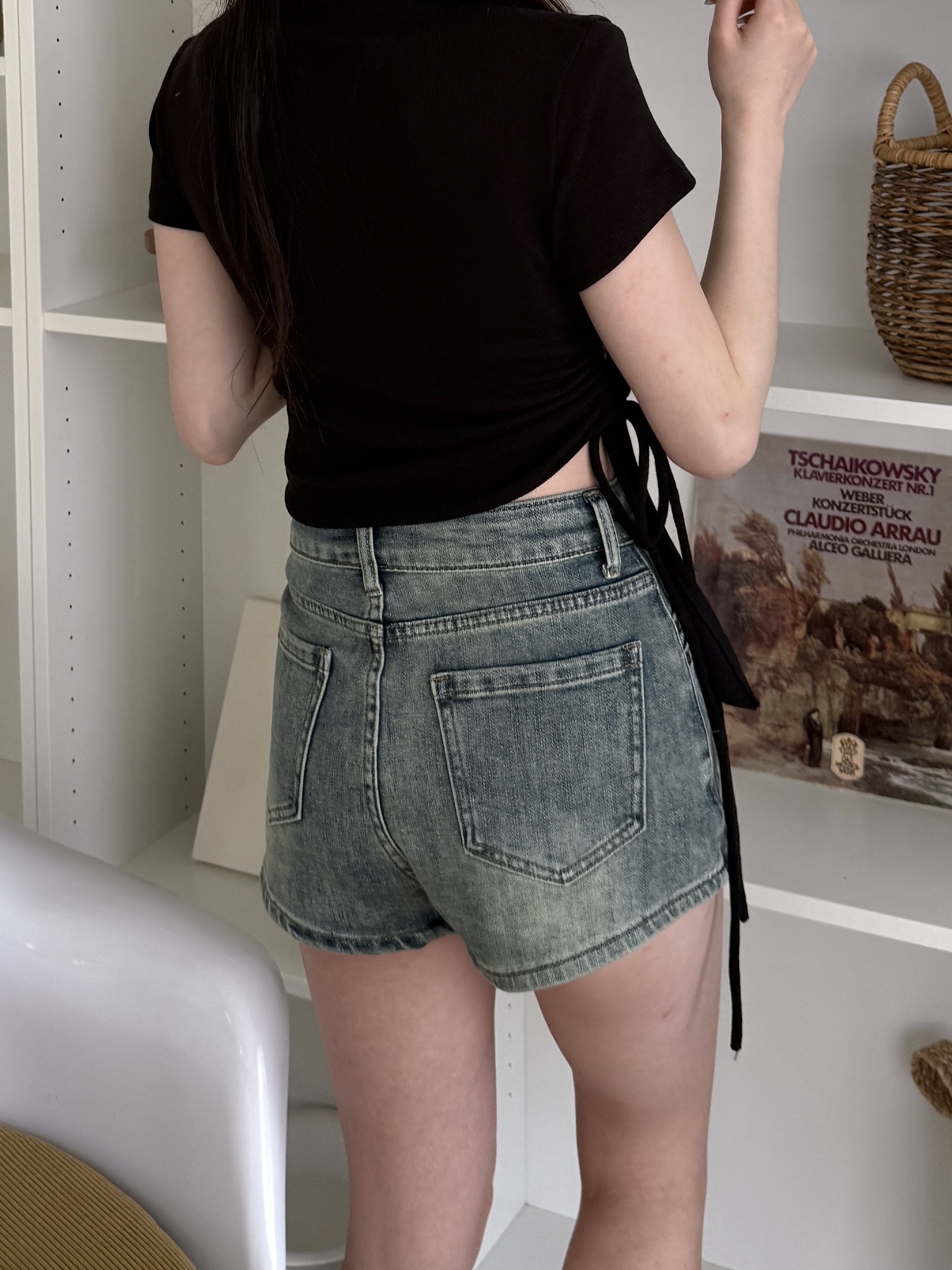 8C811463-C29E-4452-A041-061839C10839