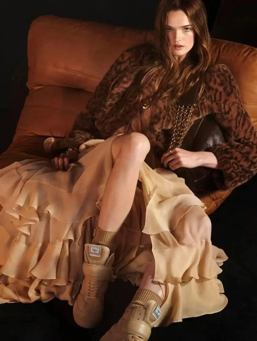 chloe-1732550409-3509209590694148416-560379617-6776480ba8921