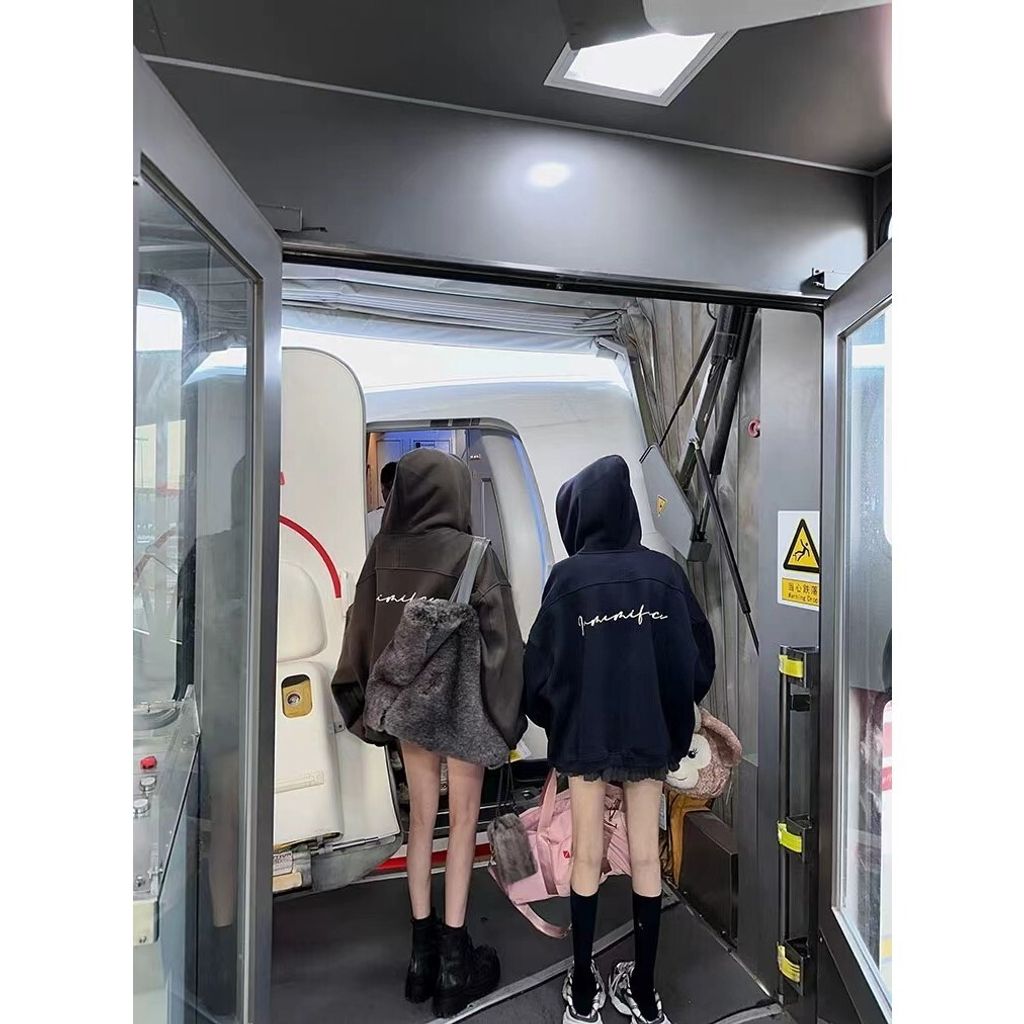 sg-11134201-7renr-m28i8lzj7h0q03