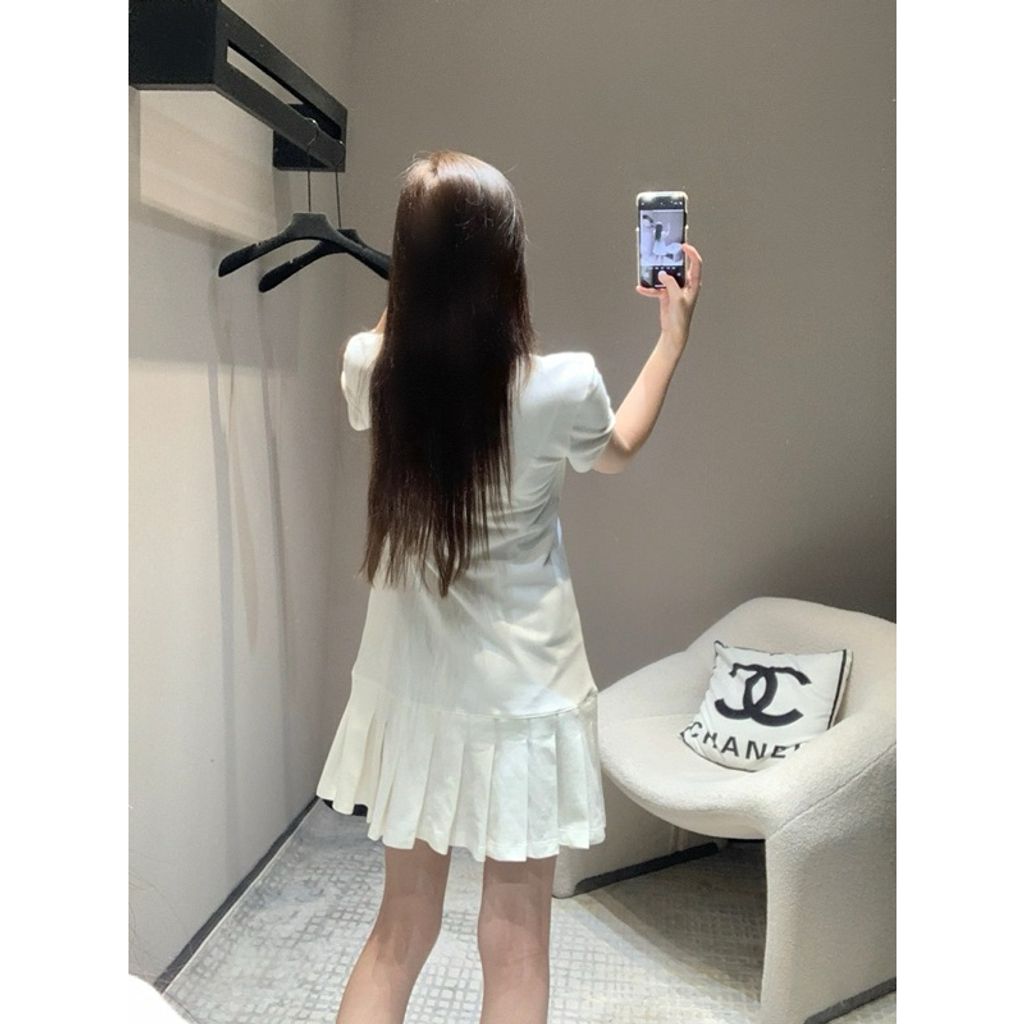 tw-11134207-7rasf-m2rqox5ox7qj86