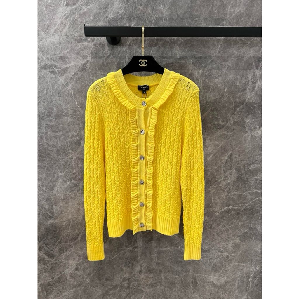 tw-11134207-7rasc-m2qx00max6jva3